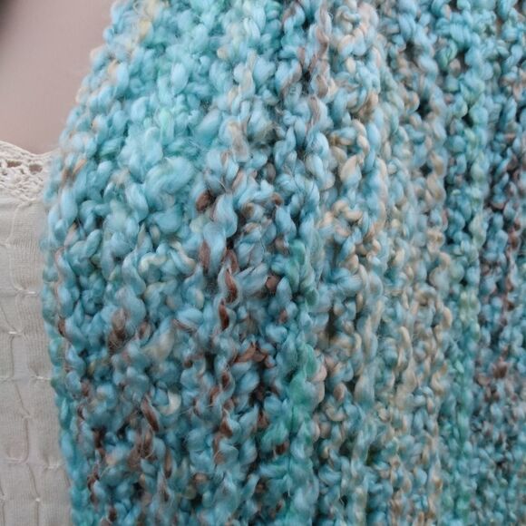 HANDMADE Absolutely Gorgeous & Soft Aqua/Tan/White X-Large Wrap w/Pockets Fringe - Picture 3 of 11